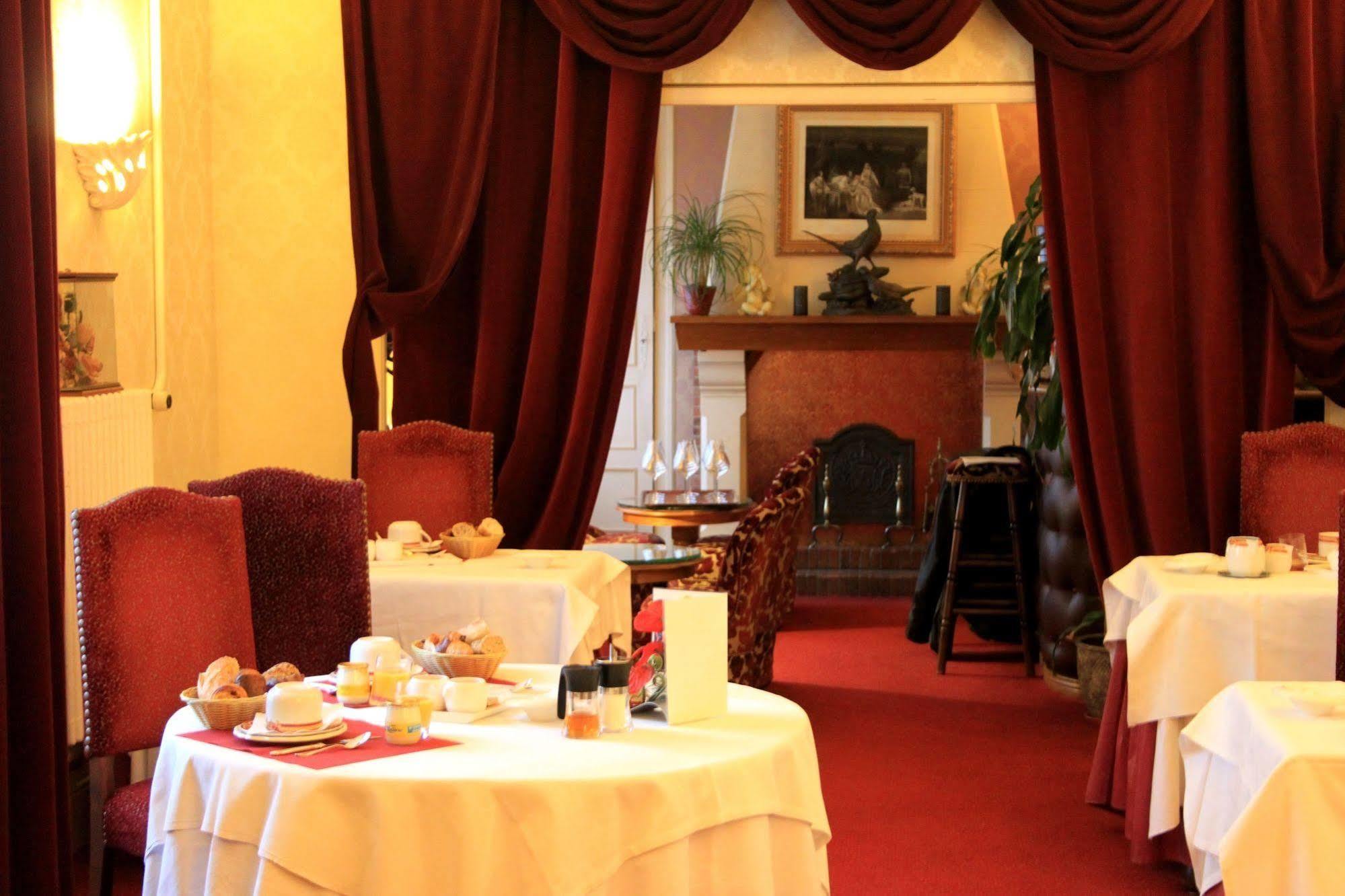 Hostellerie Du Grand Sully Eksteriør bilde